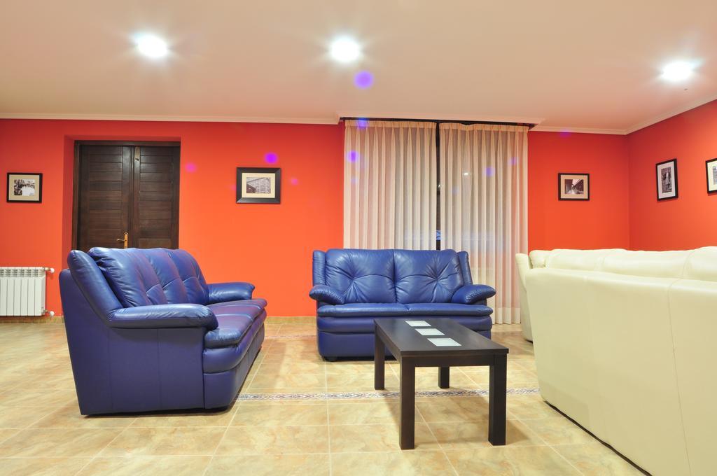 Hostal Europa San Roque del Acebal Buitenkant foto