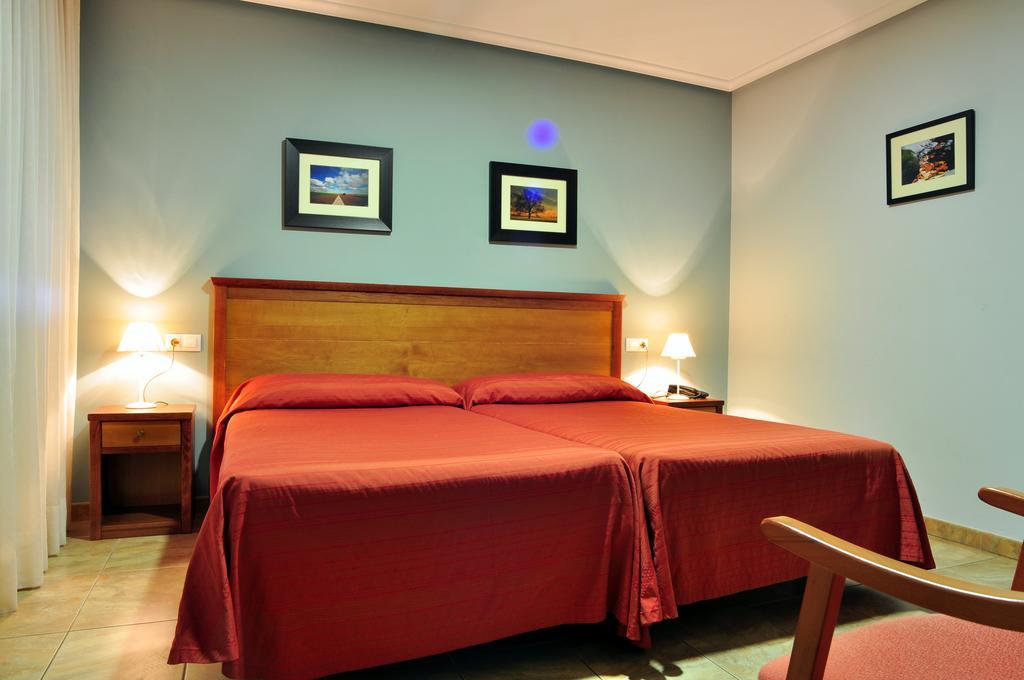 Hostal Europa San Roque del Acebal Buitenkant foto