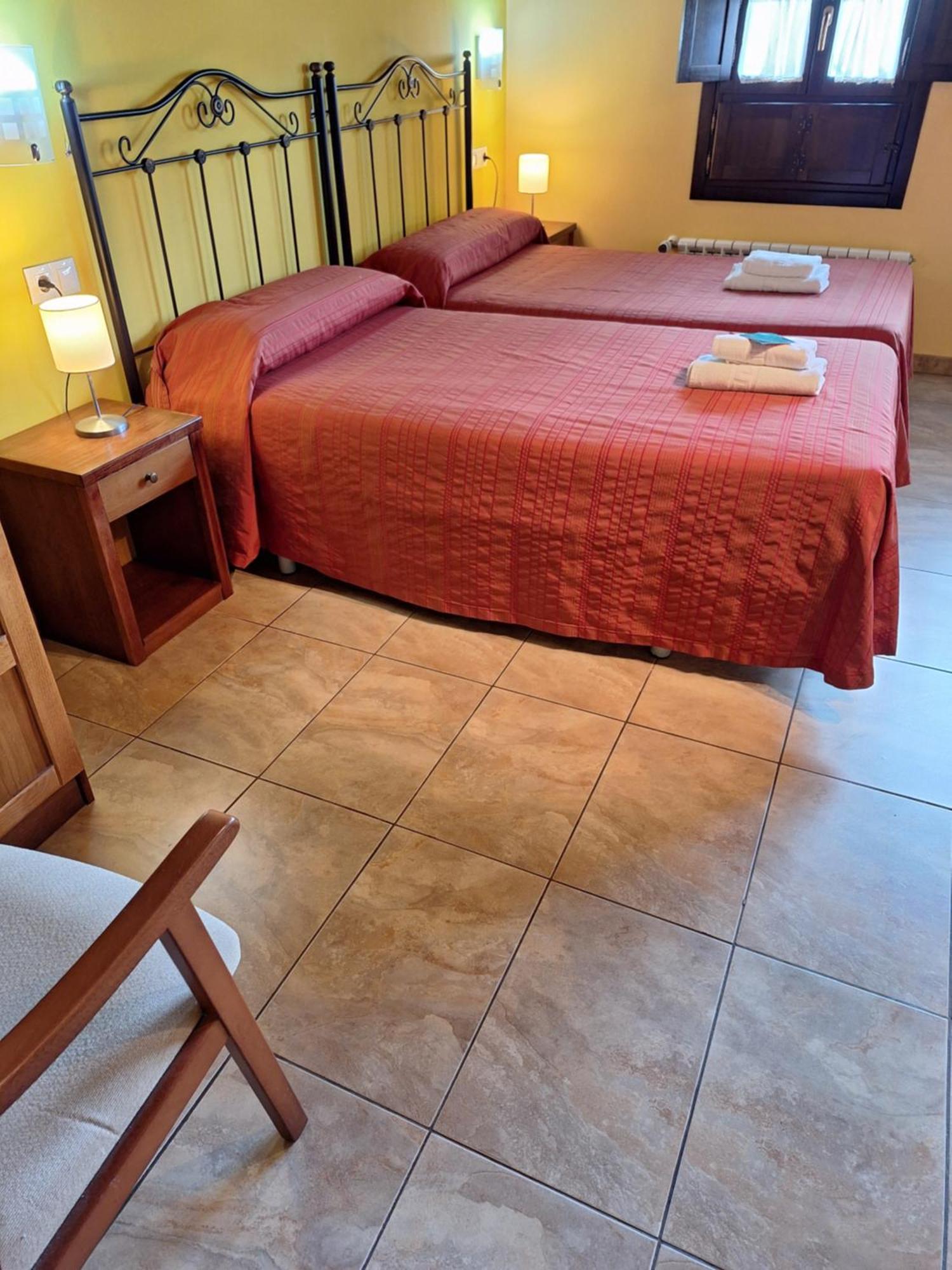 Hostal Europa San Roque del Acebal Buitenkant foto