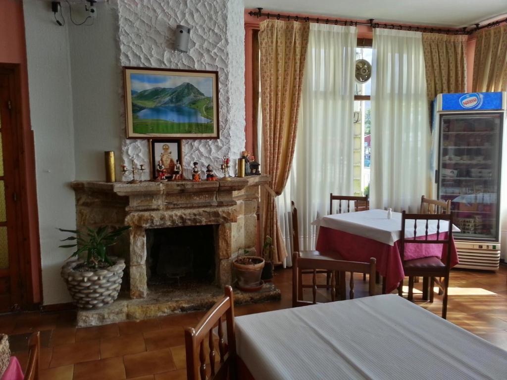 Hostal Europa San Roque del Acebal Buitenkant foto