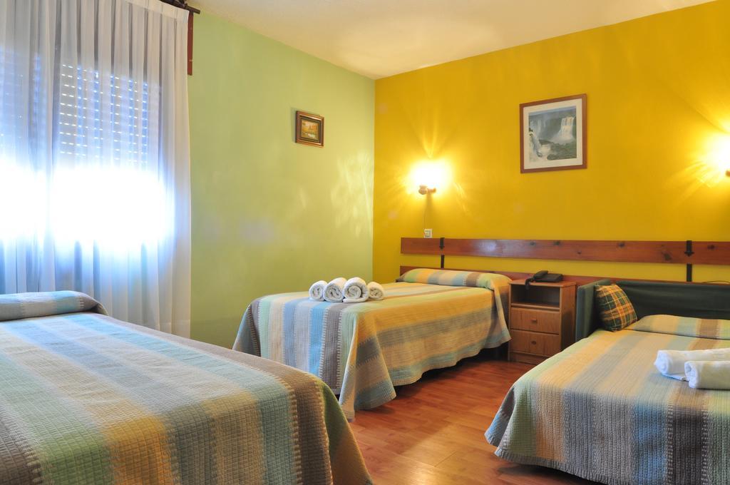 Hostal Europa San Roque del Acebal Buitenkant foto