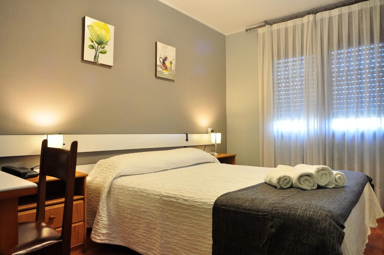 Hostal Europa San Roque del Acebal Buitenkant foto