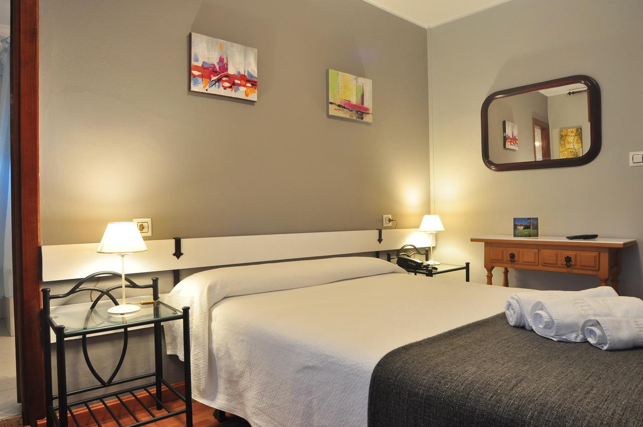 Hostal Europa San Roque del Acebal Buitenkant foto