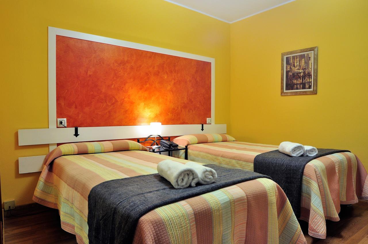 Hostal Europa San Roque del Acebal Buitenkant foto